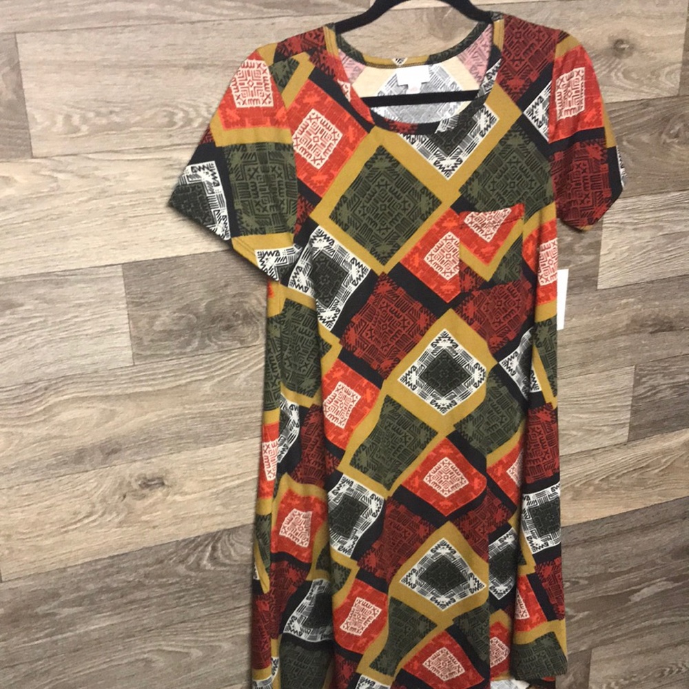 Lularoe Carly